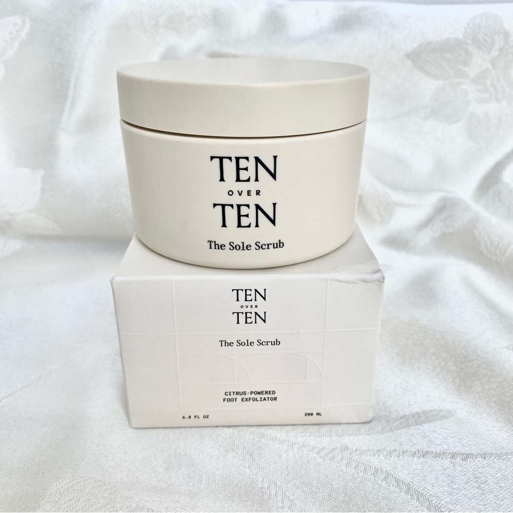 Ten Over Ten Sole Scrub 6.8 fl oz Citrus Powered Foot Exfoliator New in box